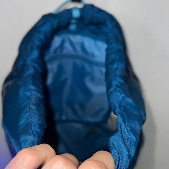 Patagonia Lightweight Black Hole Cinch Backpack Ripstop Blue Outdoor Hiking - Picture 12 of 16